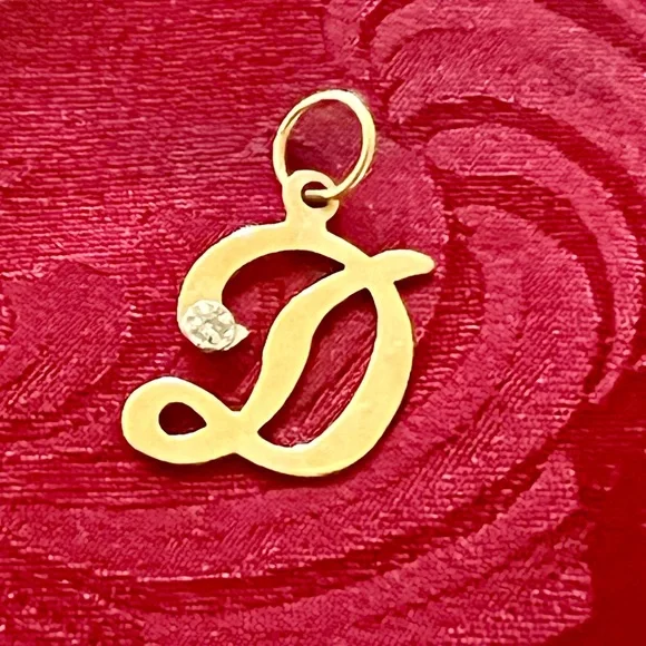 14K Yellow Gold D Initial Pendant with Diamond Accent - Picture 4 of 11